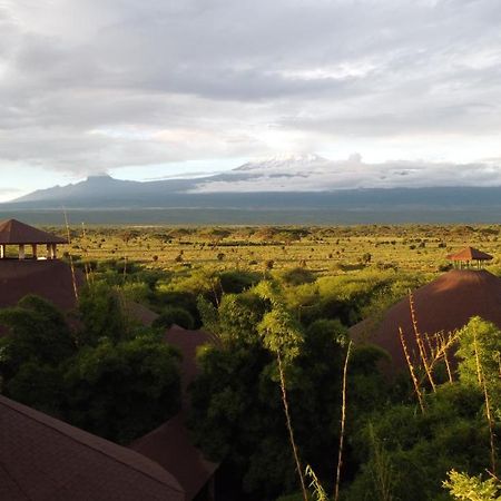 Отель Kilima Safari Camp Амбосели Экстерьер фото