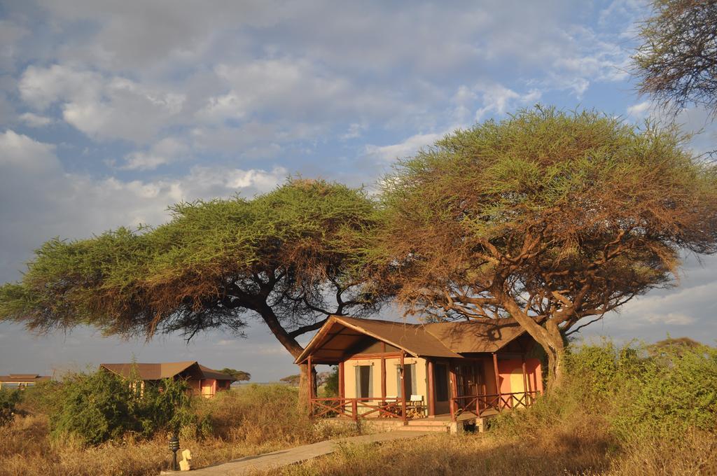 Отель Kilima Safari Camp Амбосели Экстерьер фото